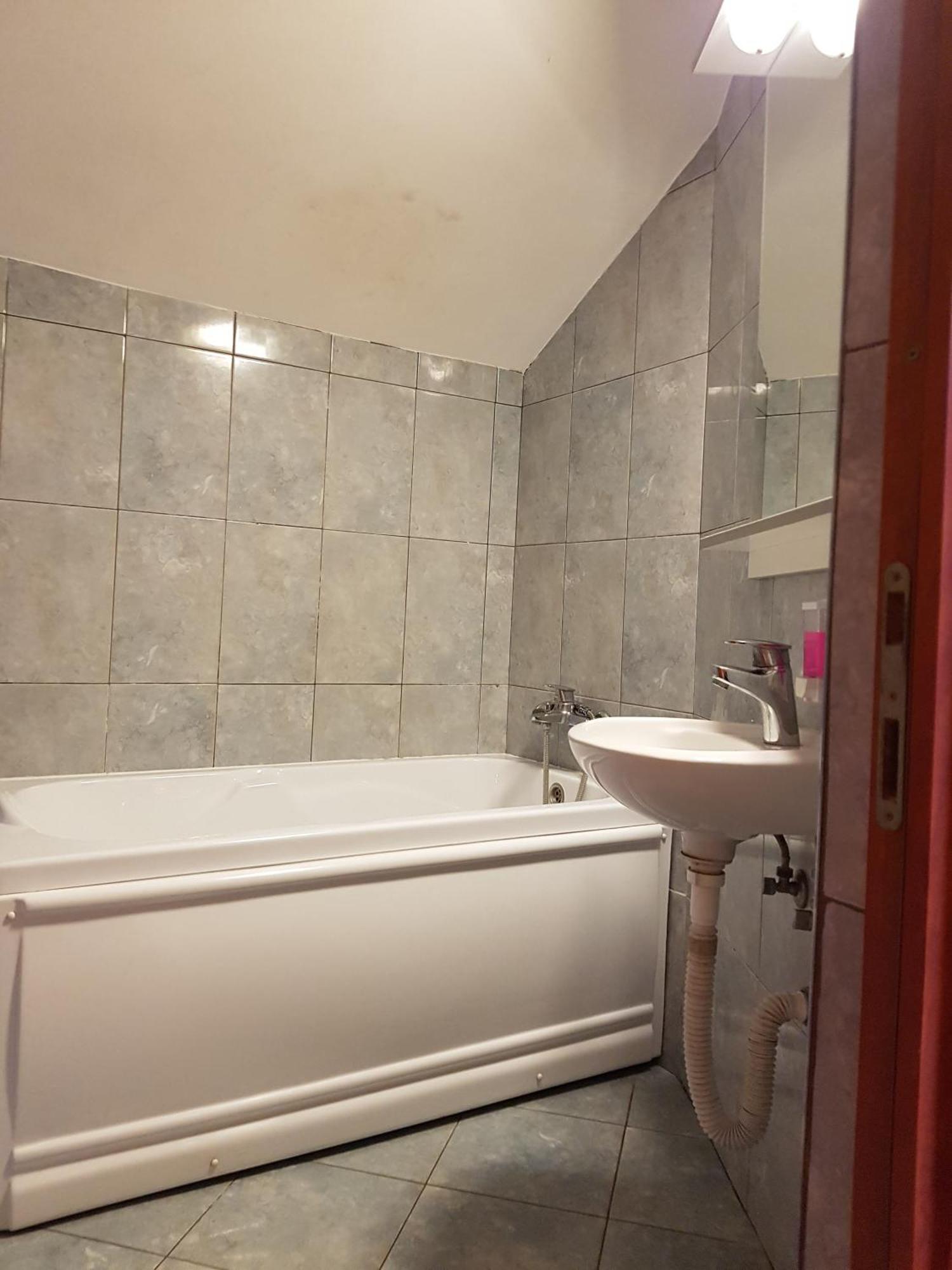 Motel Al Capone Satu Mare Buitenkant foto